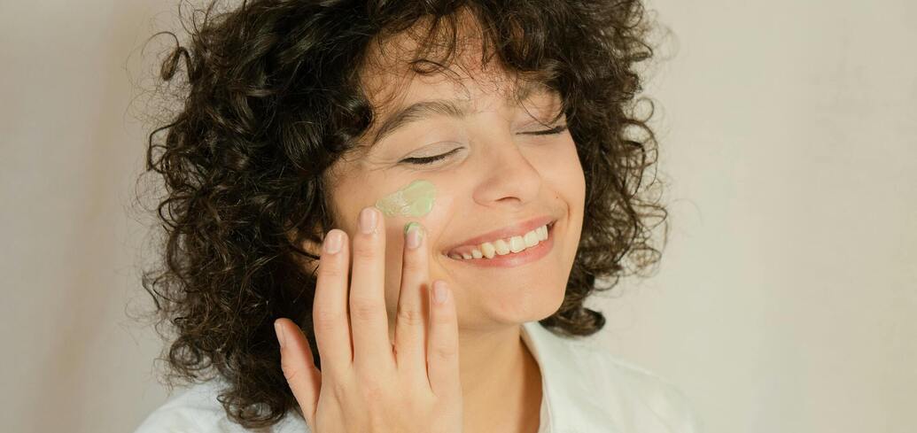 Never do this: three bad habits that will kill your skin and ruin your makeup
