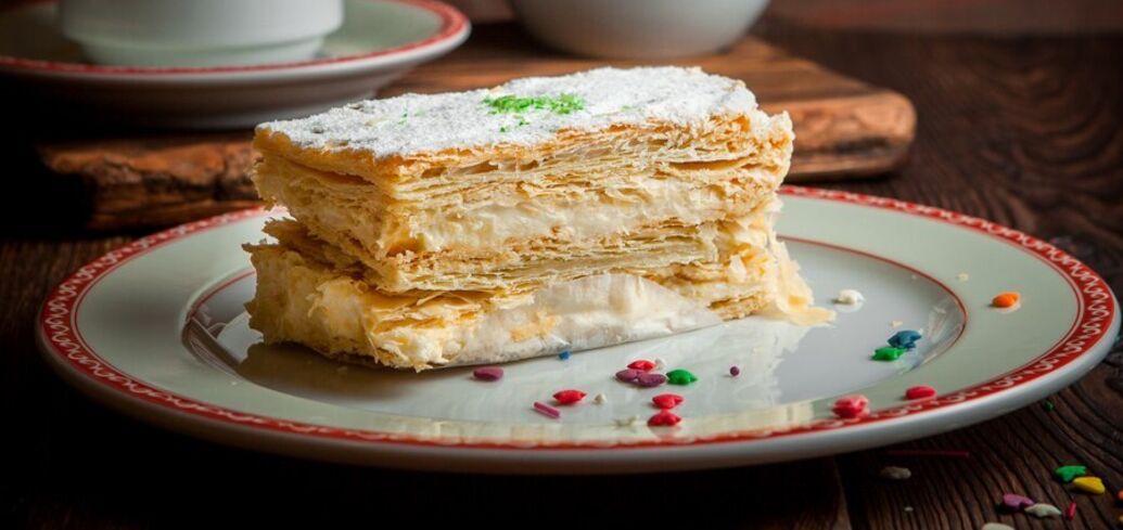 Delicious and healthy 'Napoleon' made from phyllo dough: it takes a few minutes to prepare